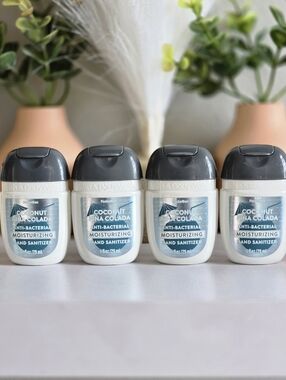 4 coconut pina colada moisturizing Hand Sanitizers by Bath and Body Works